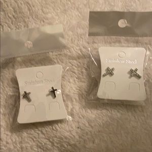 Stainless steal cross stud earrings